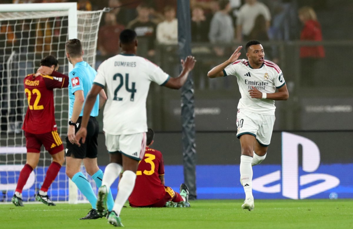 ريال مدريد يقلب تأخره أمام روما بأربعة أهداف من ركلات ركنية